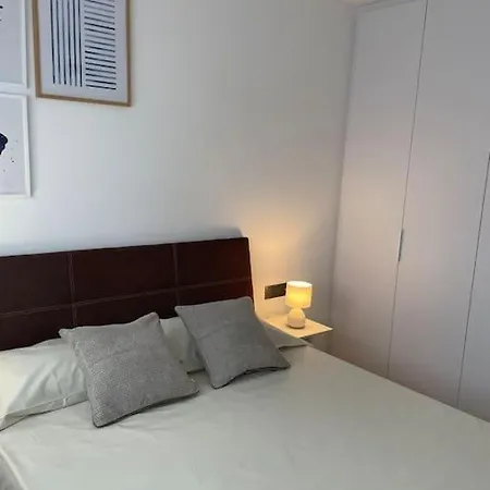 Estrenalo A Minutos De Bcn Apartment *